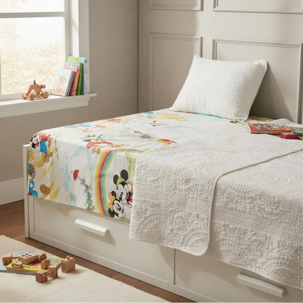 Vintage 1980 Walt Disney Mickey Mouse & Friends Twin Flat Sheet